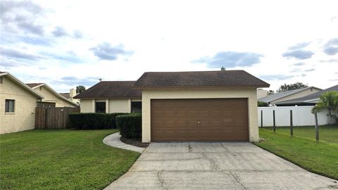 A home in WINTER HAVEN