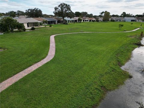 A home in WINTER HAVEN