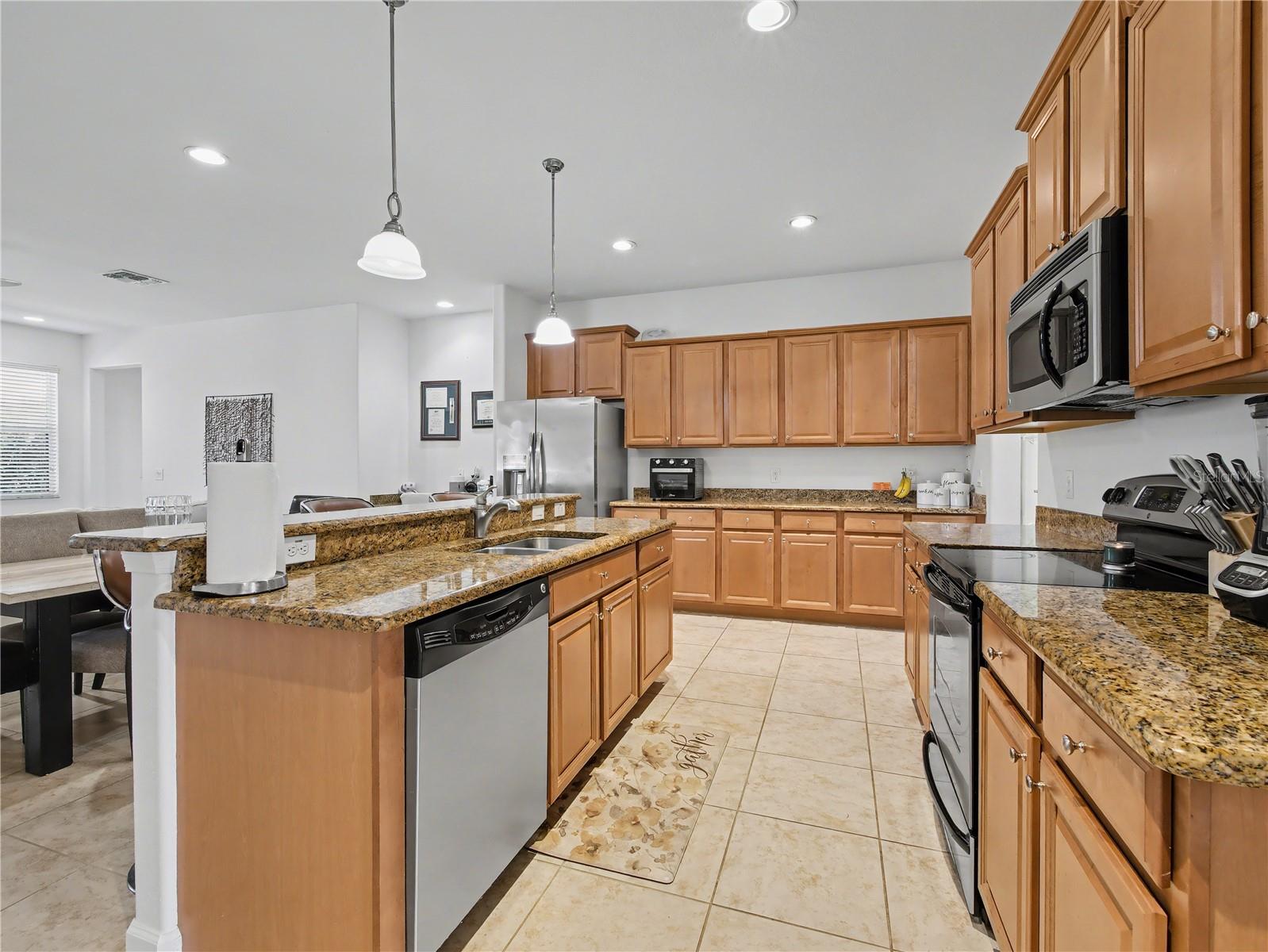 CLERMONT NOTTINGHAM AT LEGENDS - Residential Lease