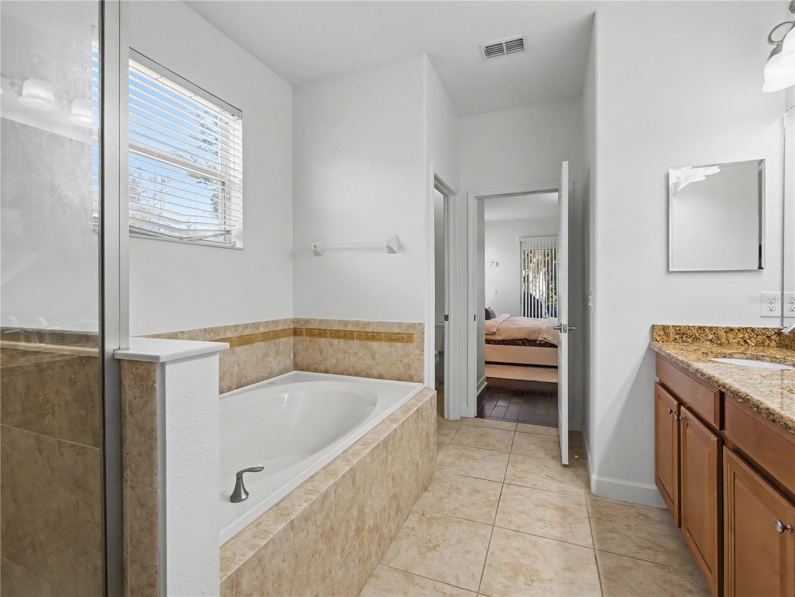 CLERMONT NOTTINGHAM AT LEGENDS - Residential Lease