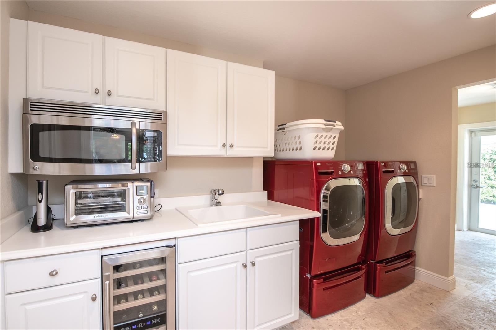 PHILLIPPI GARDENS 04 - Residential Lease