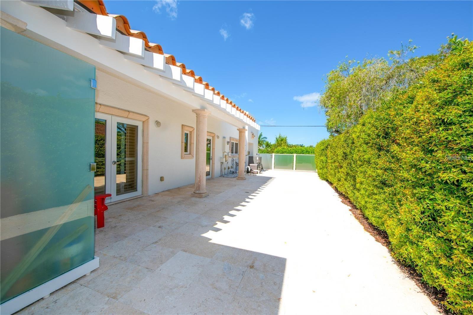 PHILLIPPI GARDENS 04 - Residential Lease