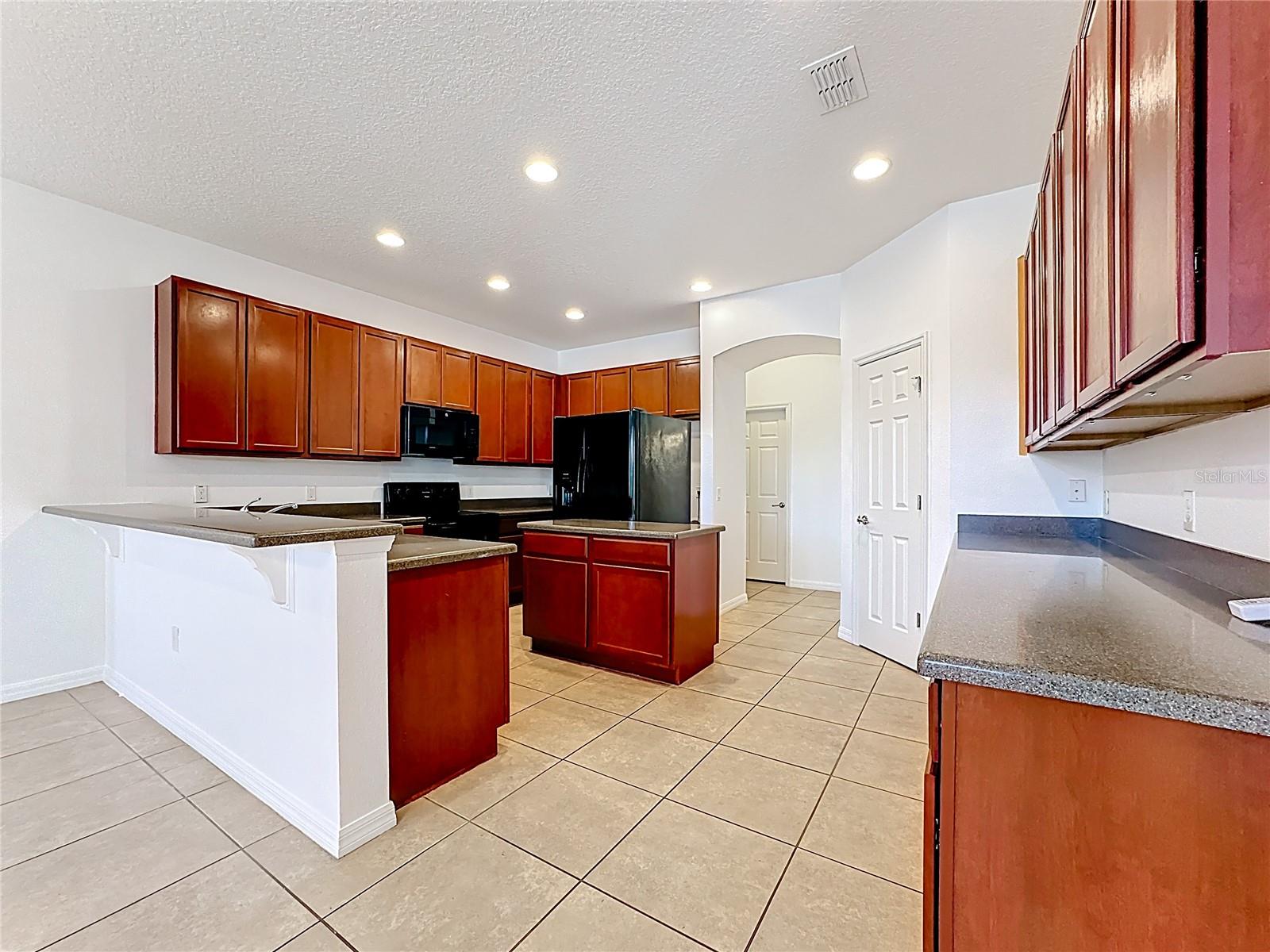 BELLALAGO PH 4P - Residential Lease