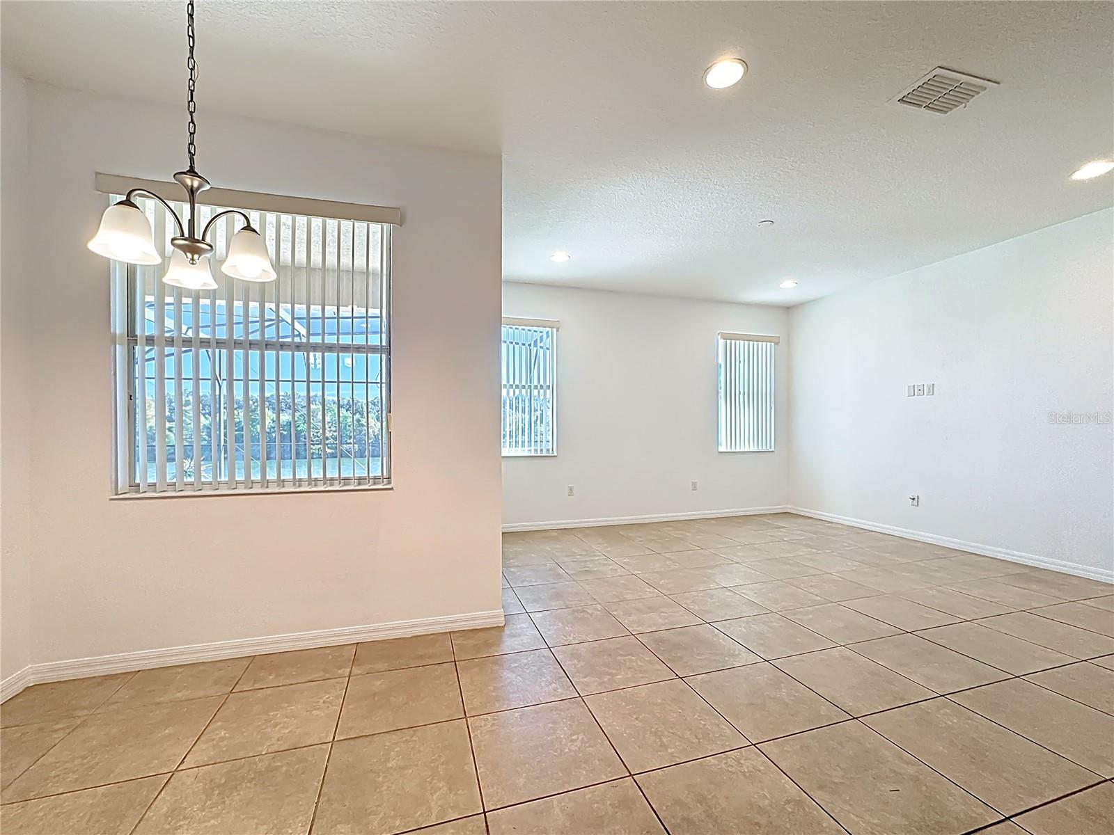 BELLALAGO PH 4P - Residential Lease