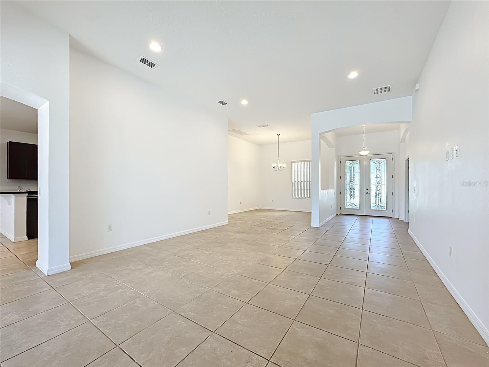 BELLALAGO PH 4P - Residential Lease