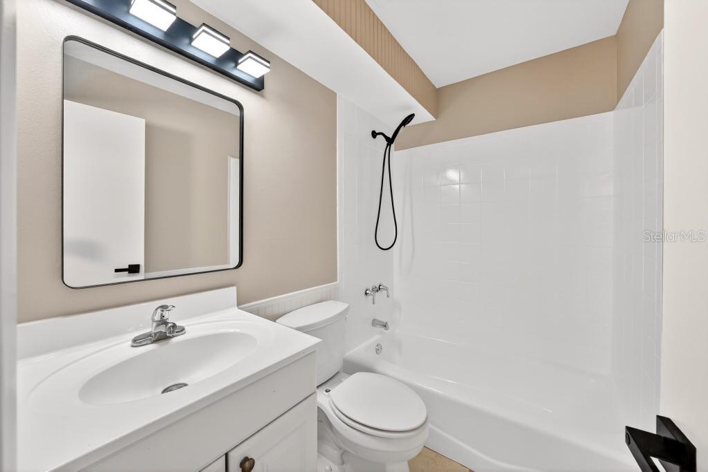 LAKE HARRIET ESTATES - Residential