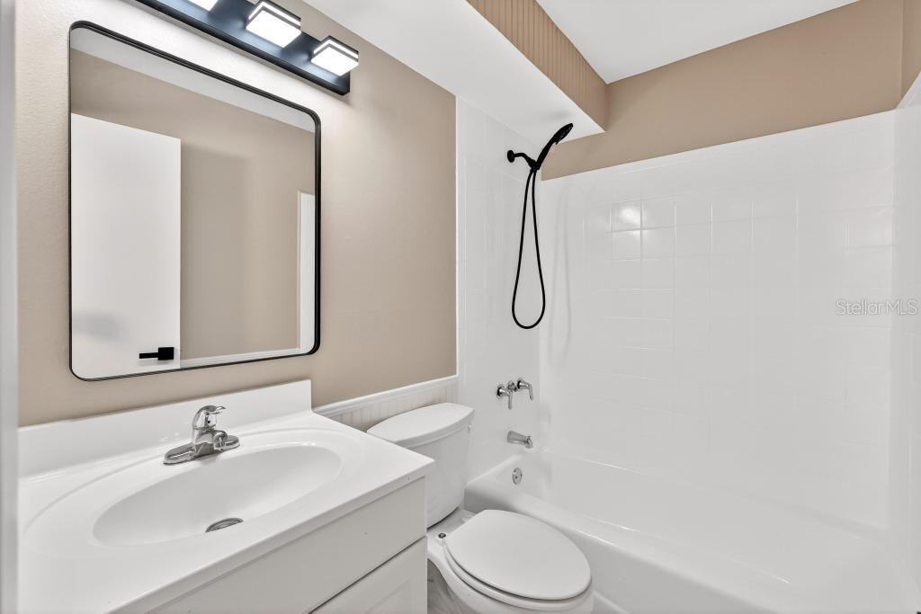 LAKE HARRIET ESTATES - Residential