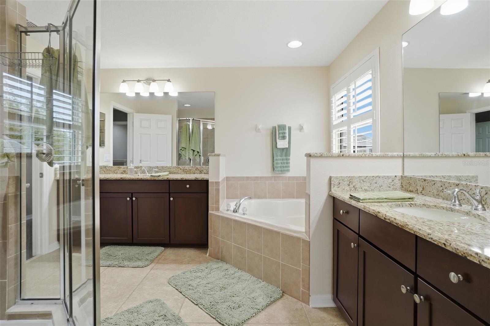 CLIFTON PARK - Residential