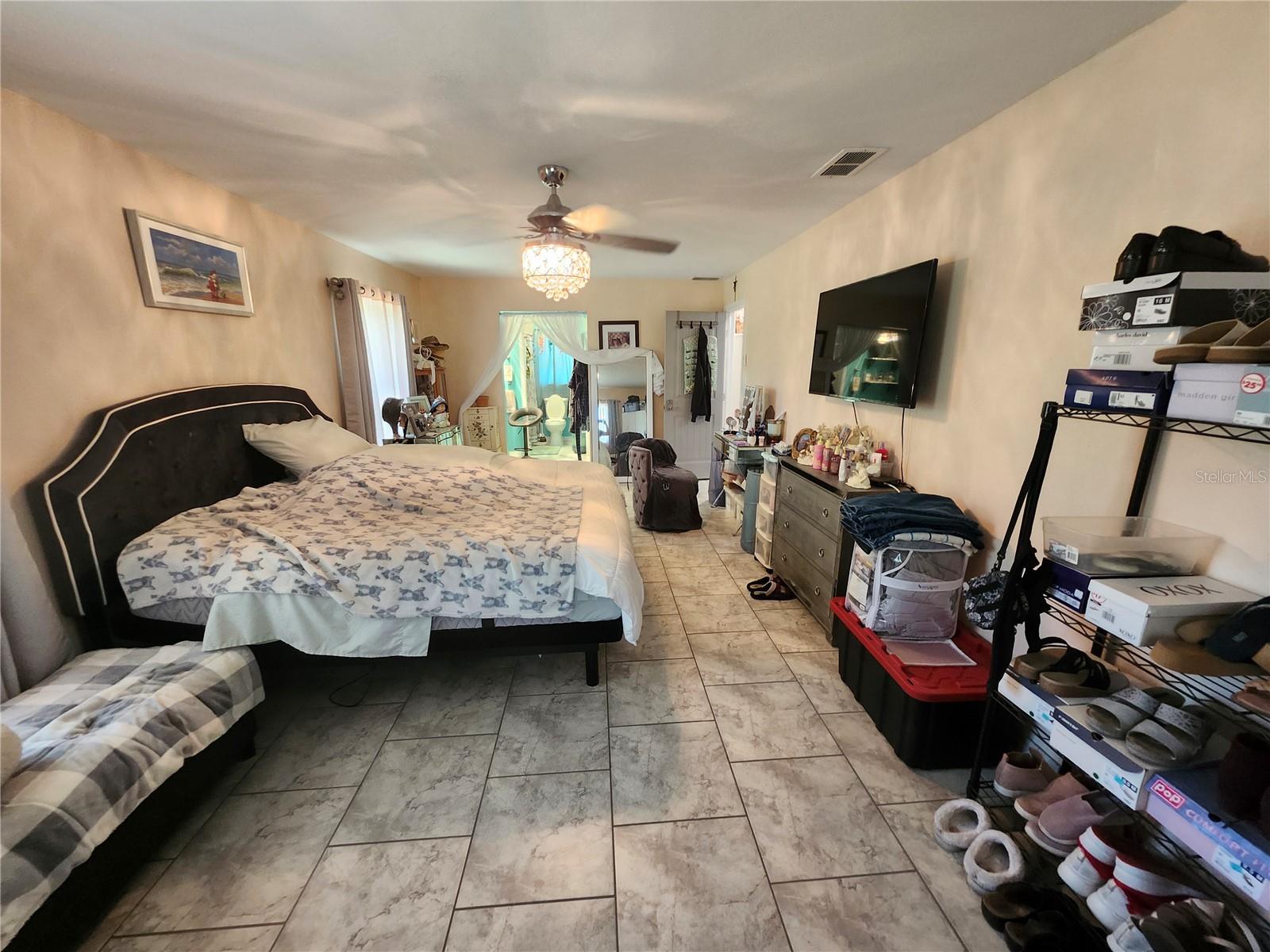 WARM MINERAL SPGS - Residential