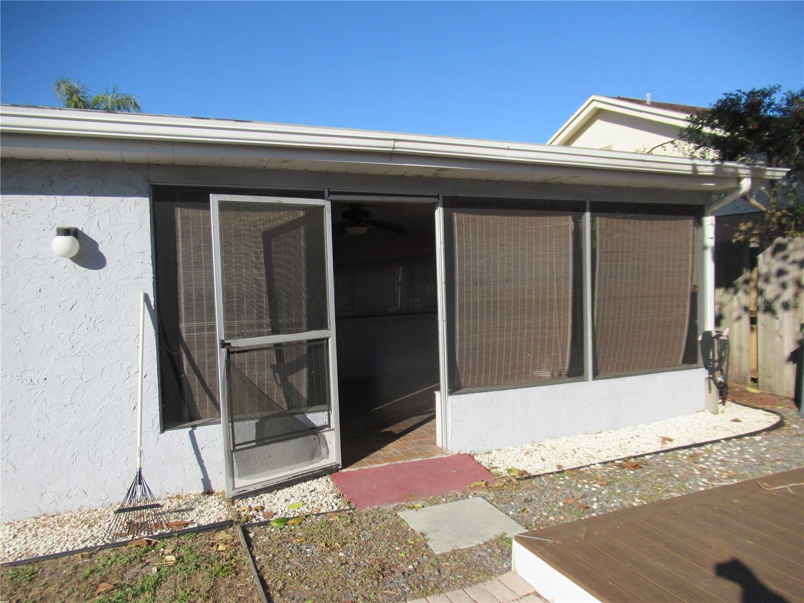 BEACON SQUARE UNIT 21-B PB 11 PG 4 LOT 2582 - Residential