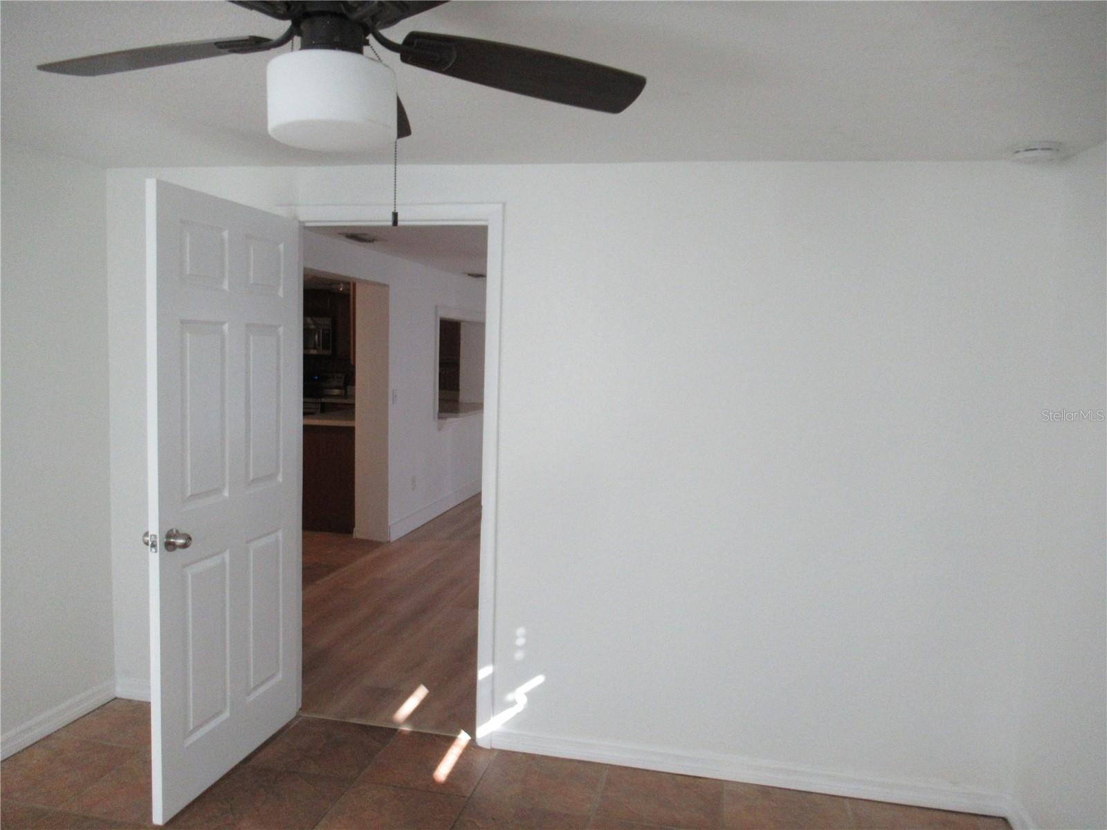 BEACON SQUARE UNIT 21-B PB 11 PG 4 LOT 2582 - Residential