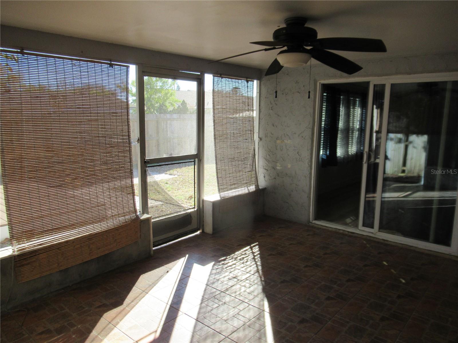 BEACON SQUARE UNIT 21-B PB 11 PG 4 LOT 2582 - Residential