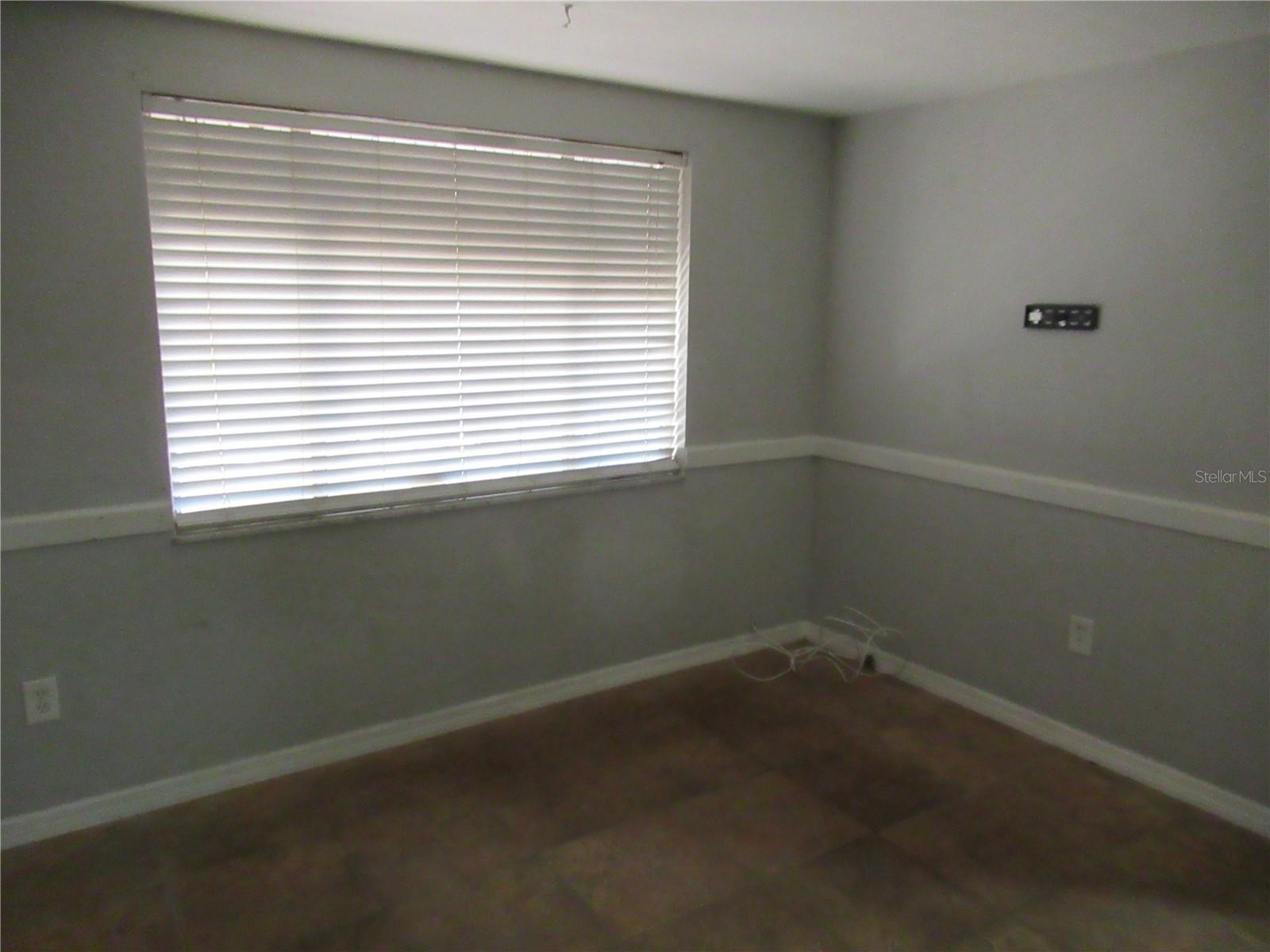 BEACON SQUARE UNIT 21-B PB 11 PG 4 LOT 2582 - Residential