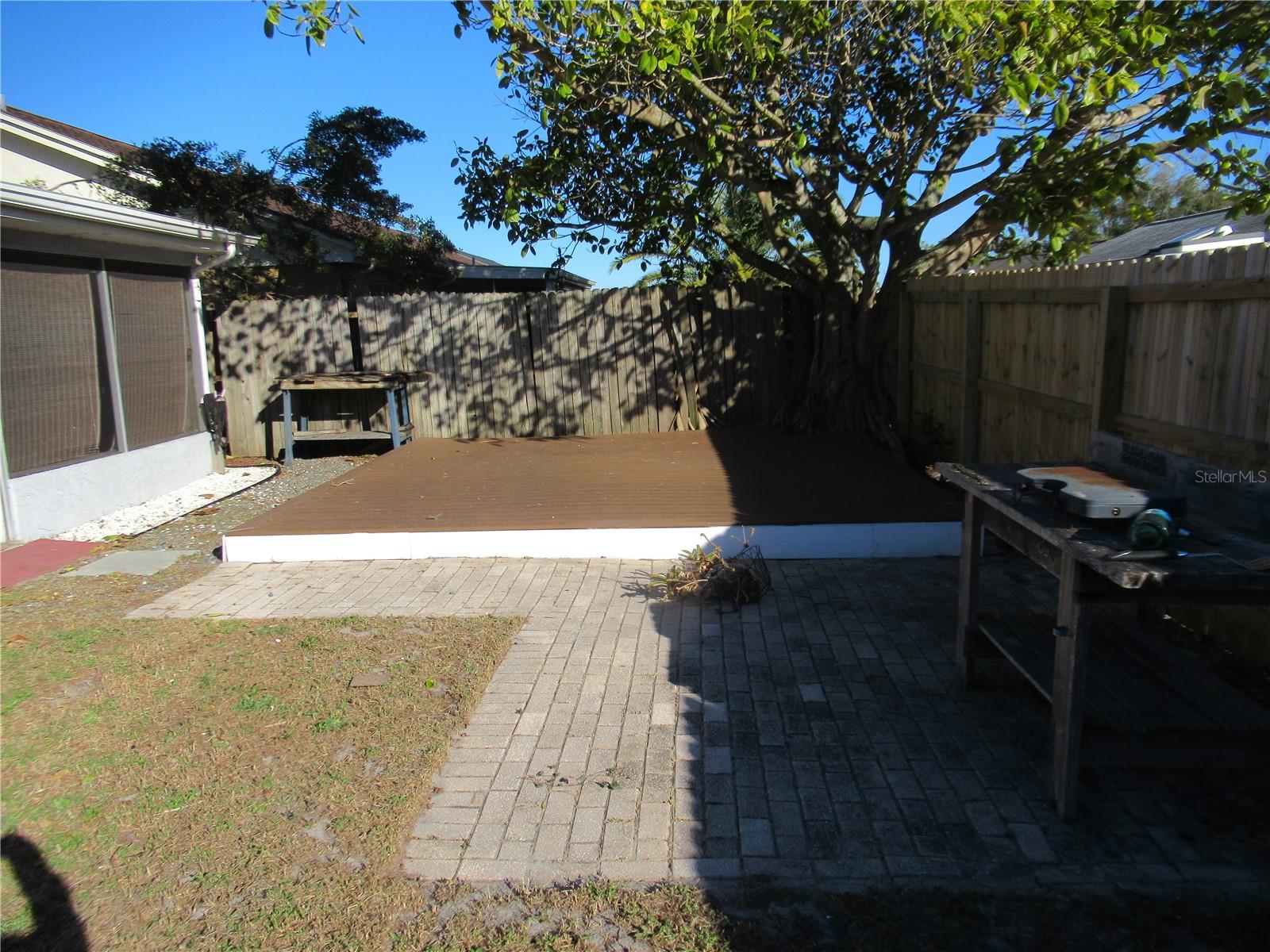 BEACON SQUARE UNIT 21-B PB 11 PG 4 LOT 2582 - Residential