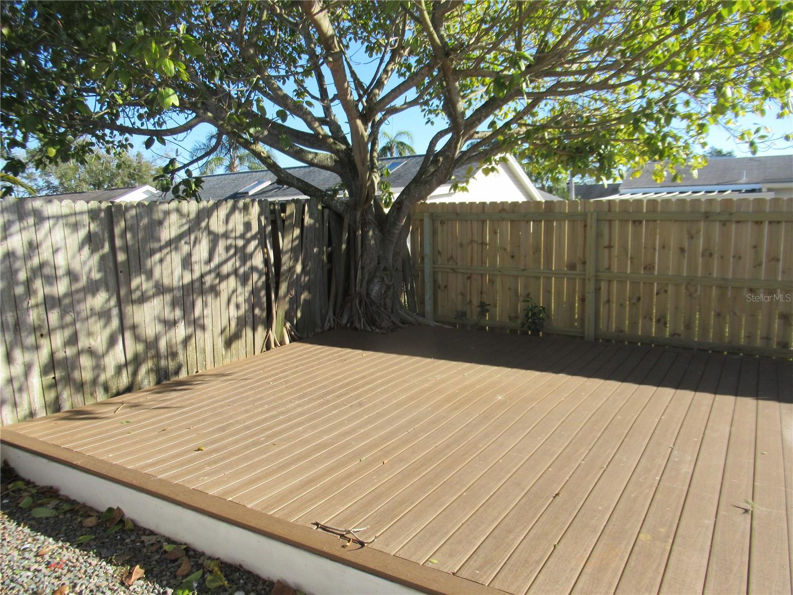 BEACON SQUARE UNIT 21-B PB 11 PG 4 LOT 2582 - Residential