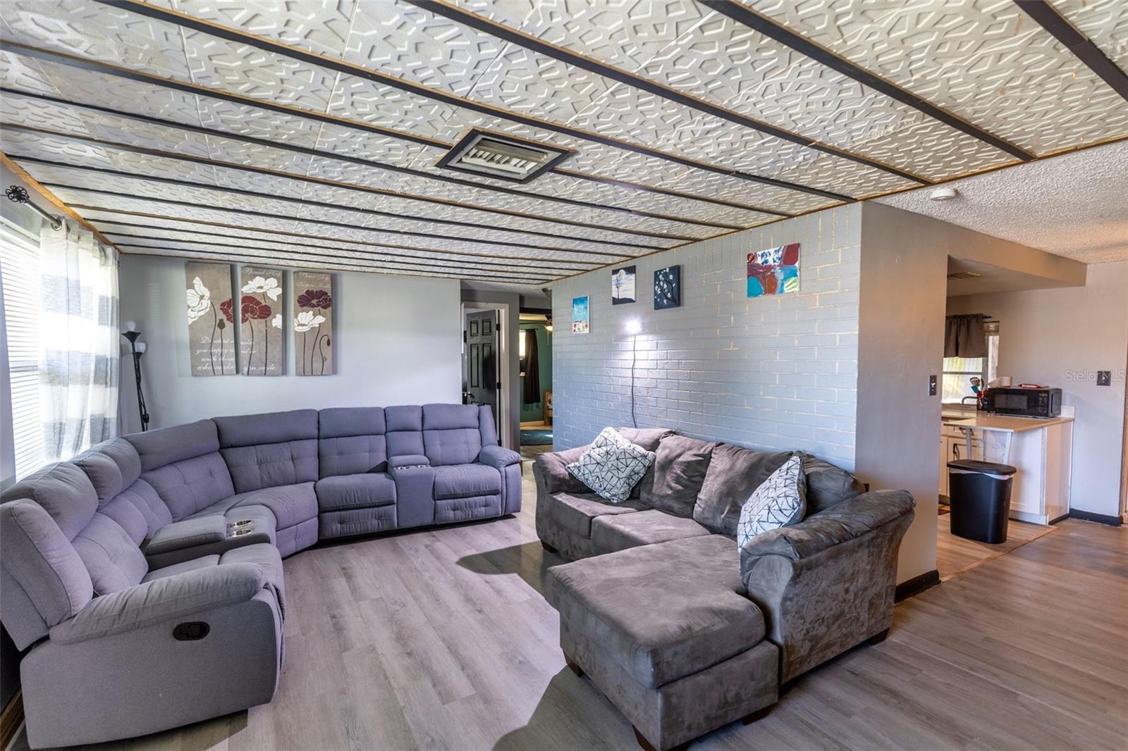 HOLIDAY LAKE ESTATES - Residential