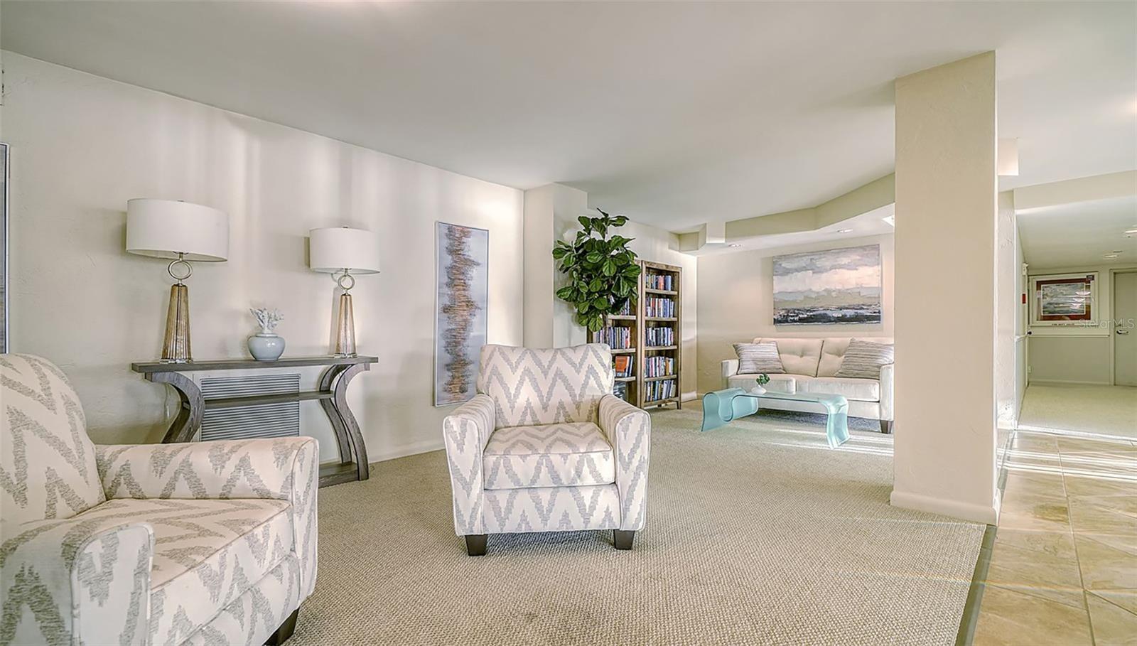 ESSEX HOUSE - Residential