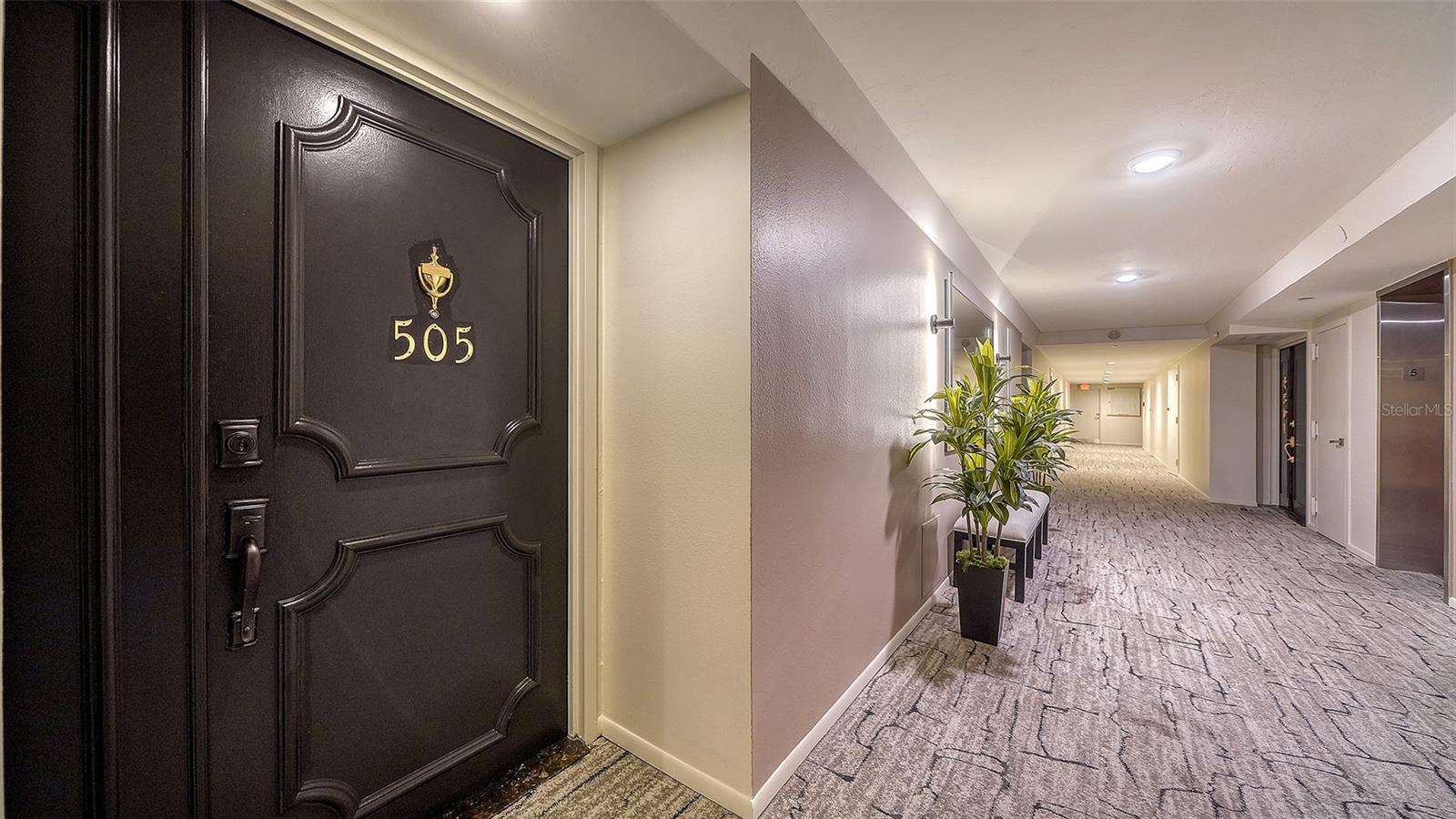 ESSEX HOUSE - Residential