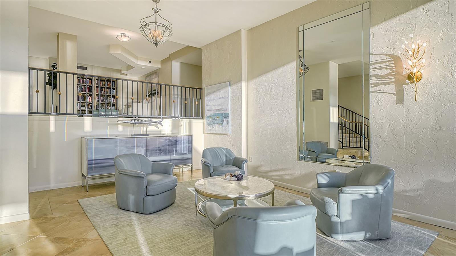 ESSEX HOUSE - Residential