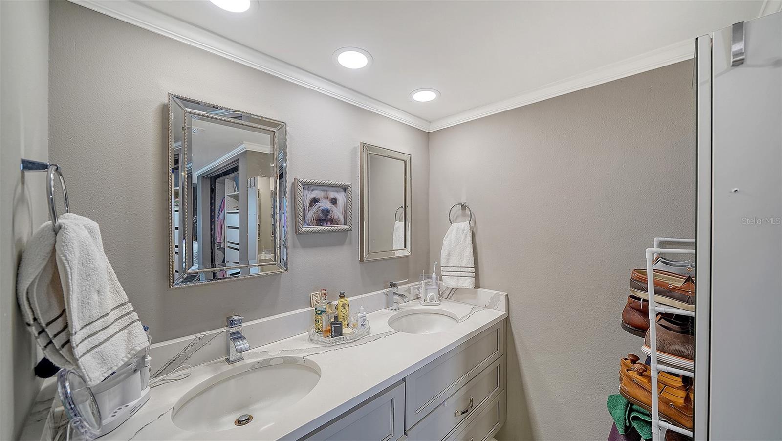 ESSEX HOUSE - Residential