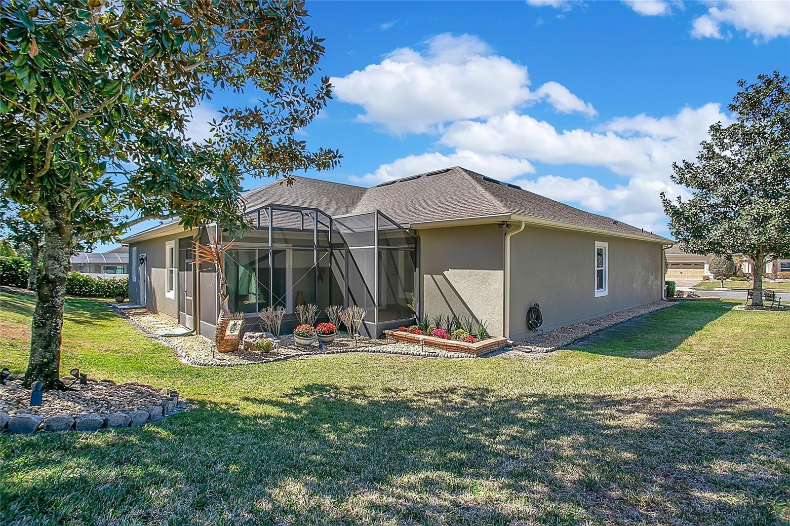 VINEYARD - Residential