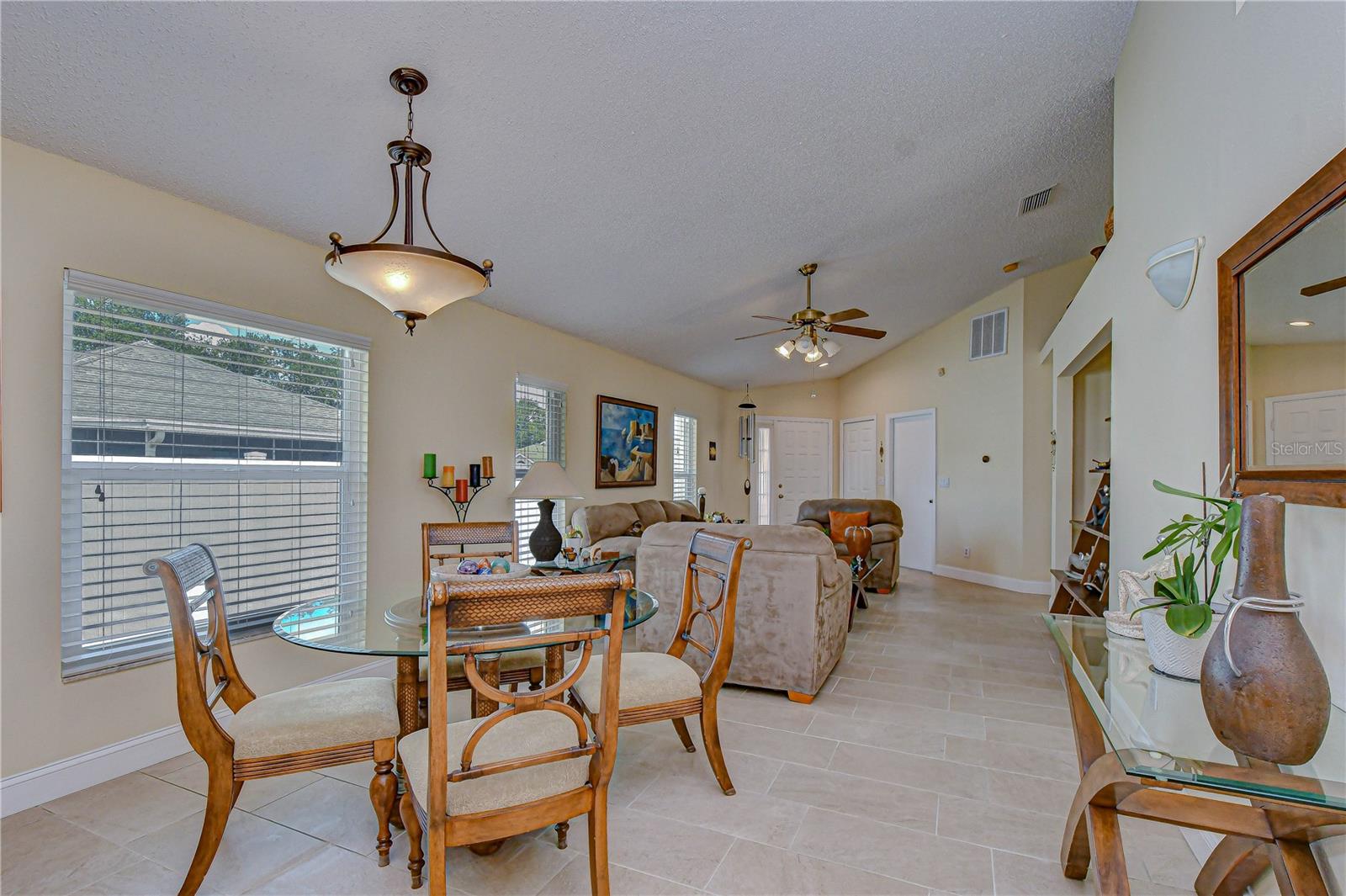1721 TROPICANA WAY