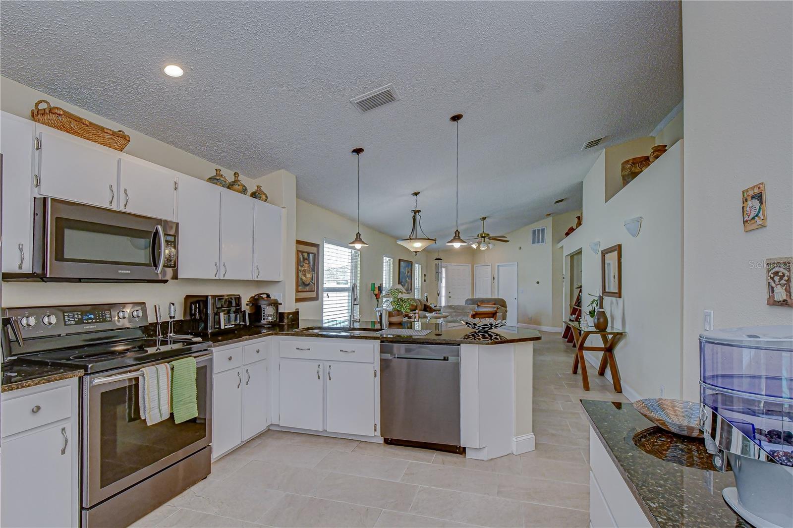 BRENTWOOD HILLS - Residential