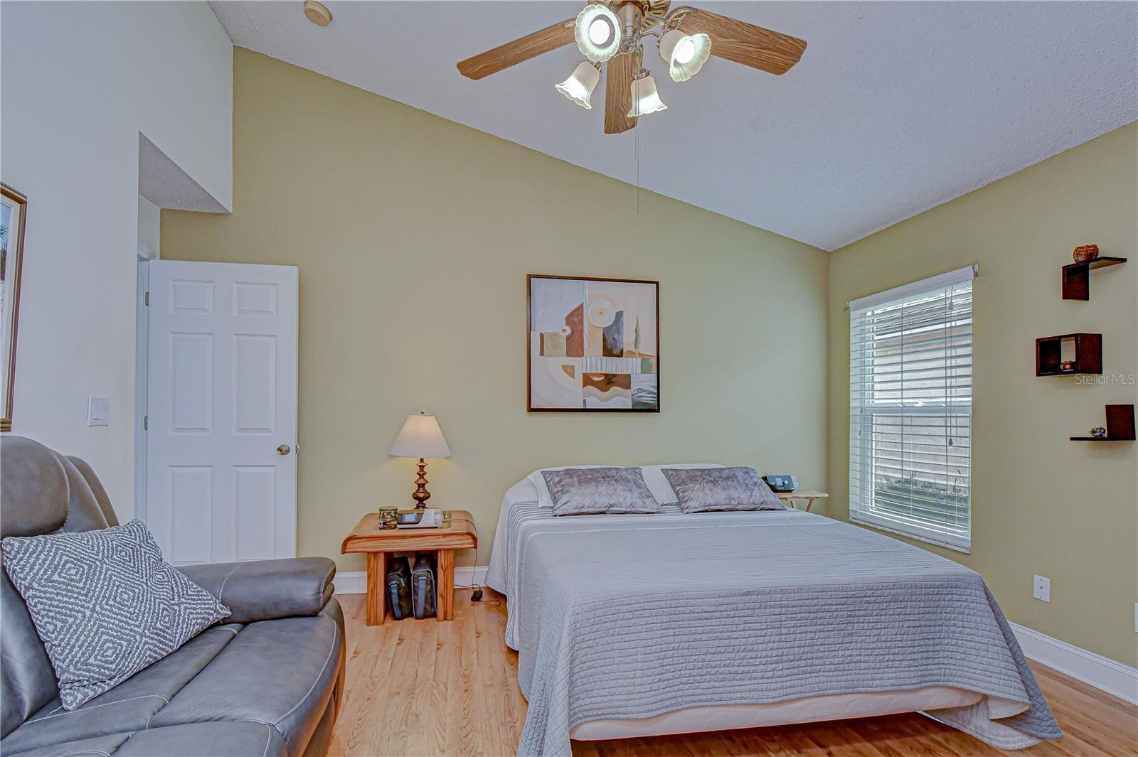 BRENTWOOD HILLS - Residential