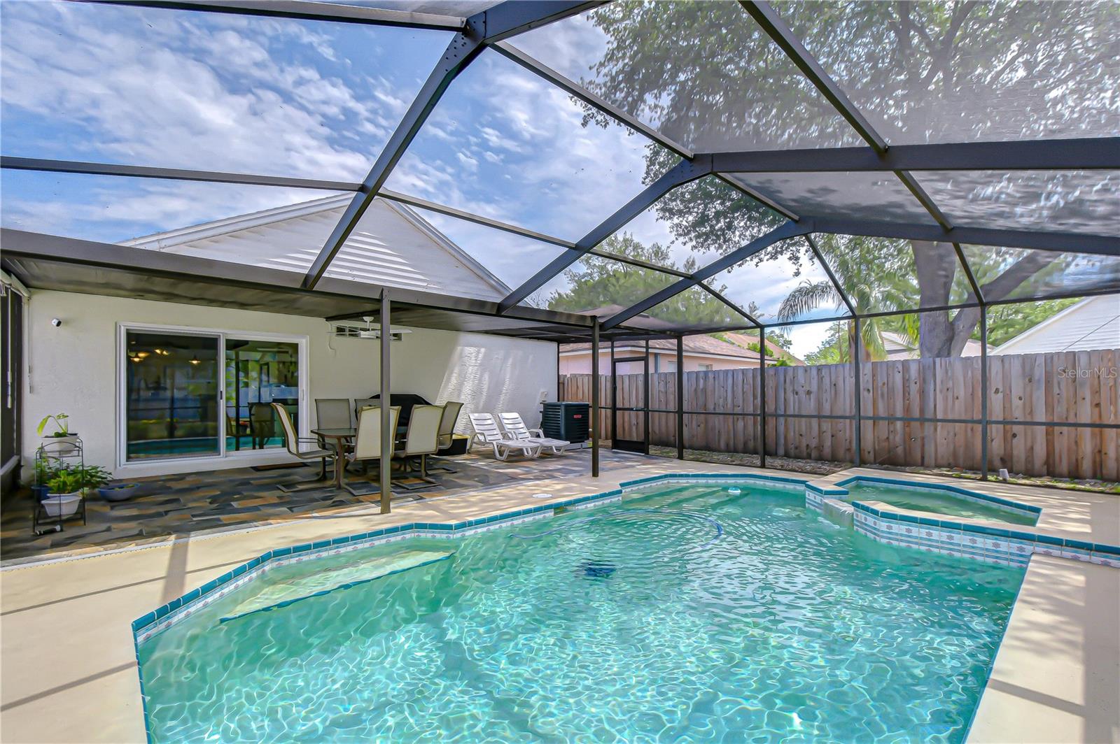 BRENTWOOD HILLS - Residential