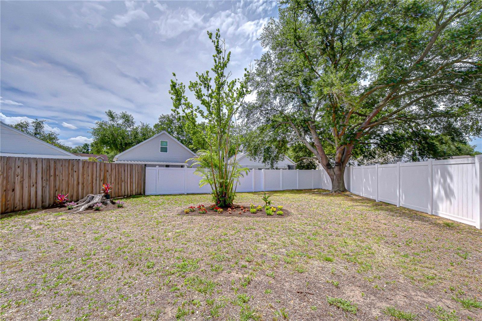 BRENTWOOD HILLS - Residential