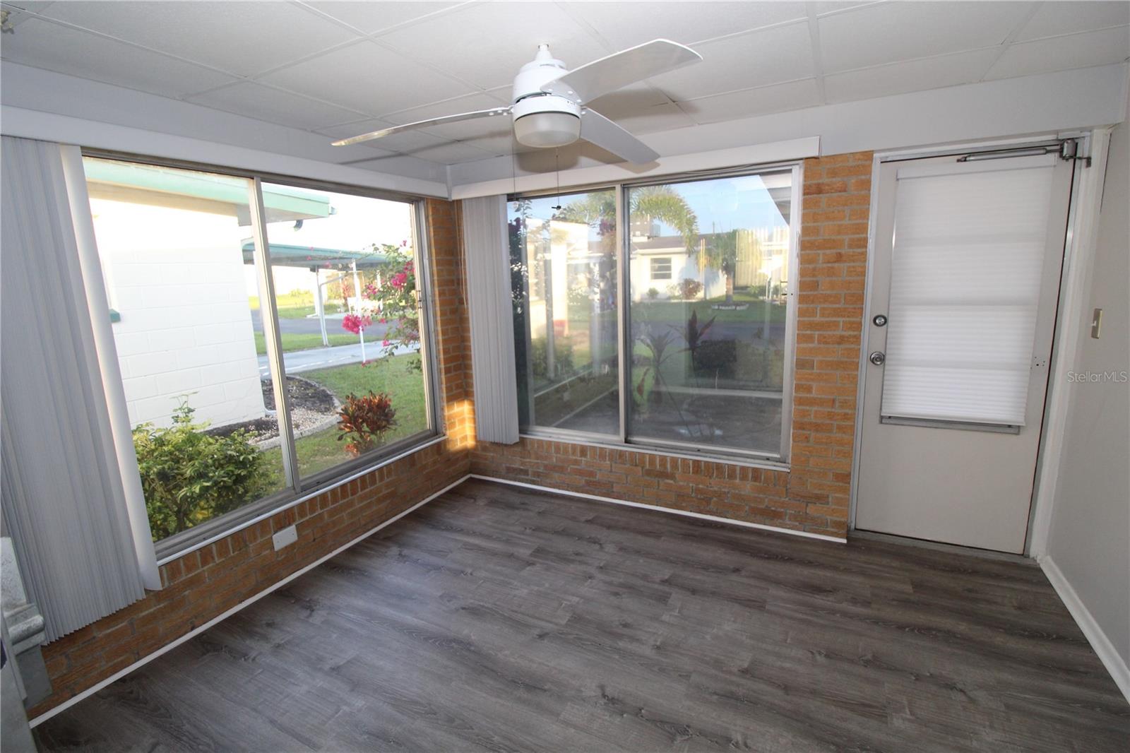 DEL WEBBS SUN CITY FLORIDA UN - Residential Lease