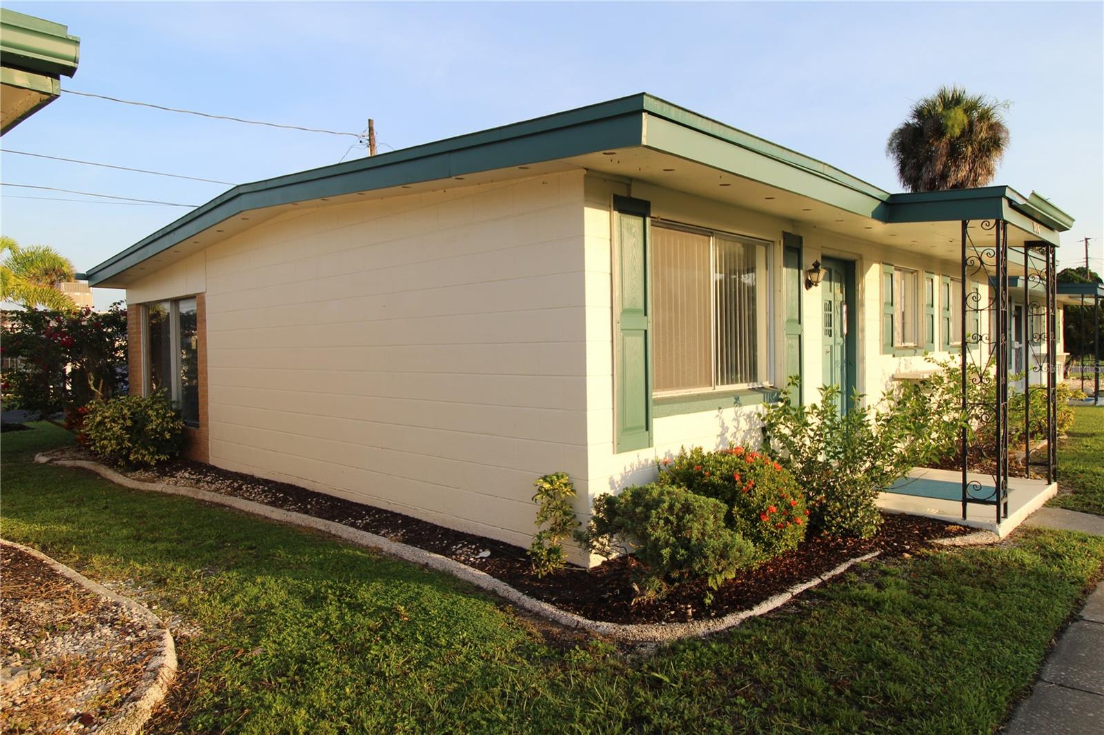 DEL WEBBS SUN CITY FLORIDA UN - Residential Lease