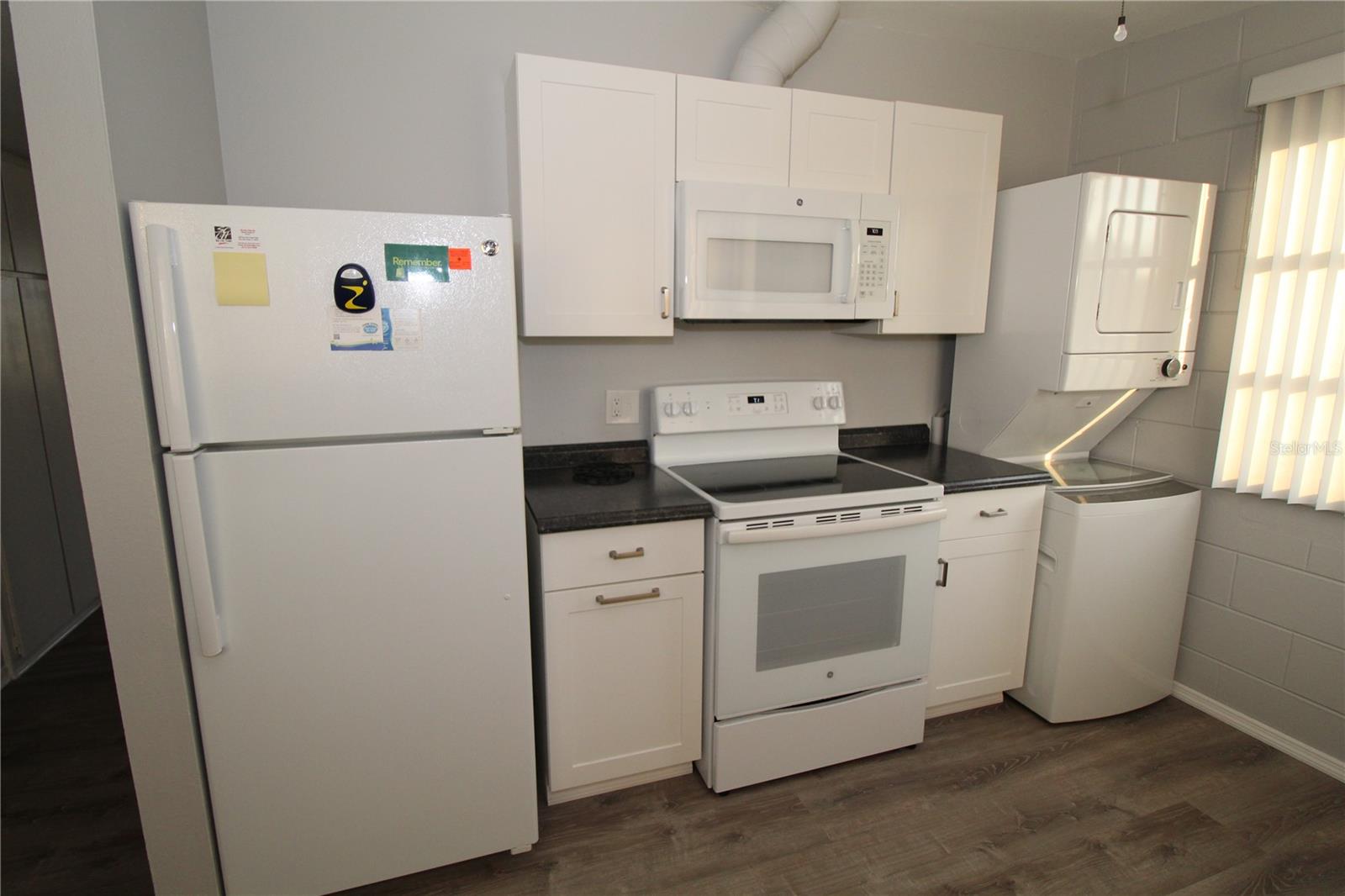 DEL WEBBS SUN CITY FLORIDA UN - Residential Lease