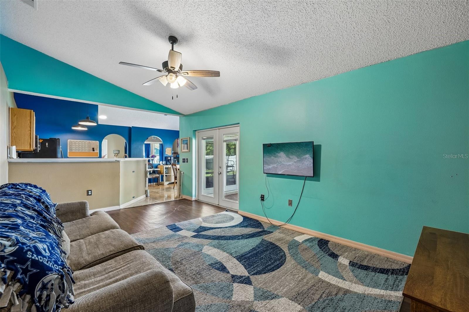 SPRING HILL - Residential
