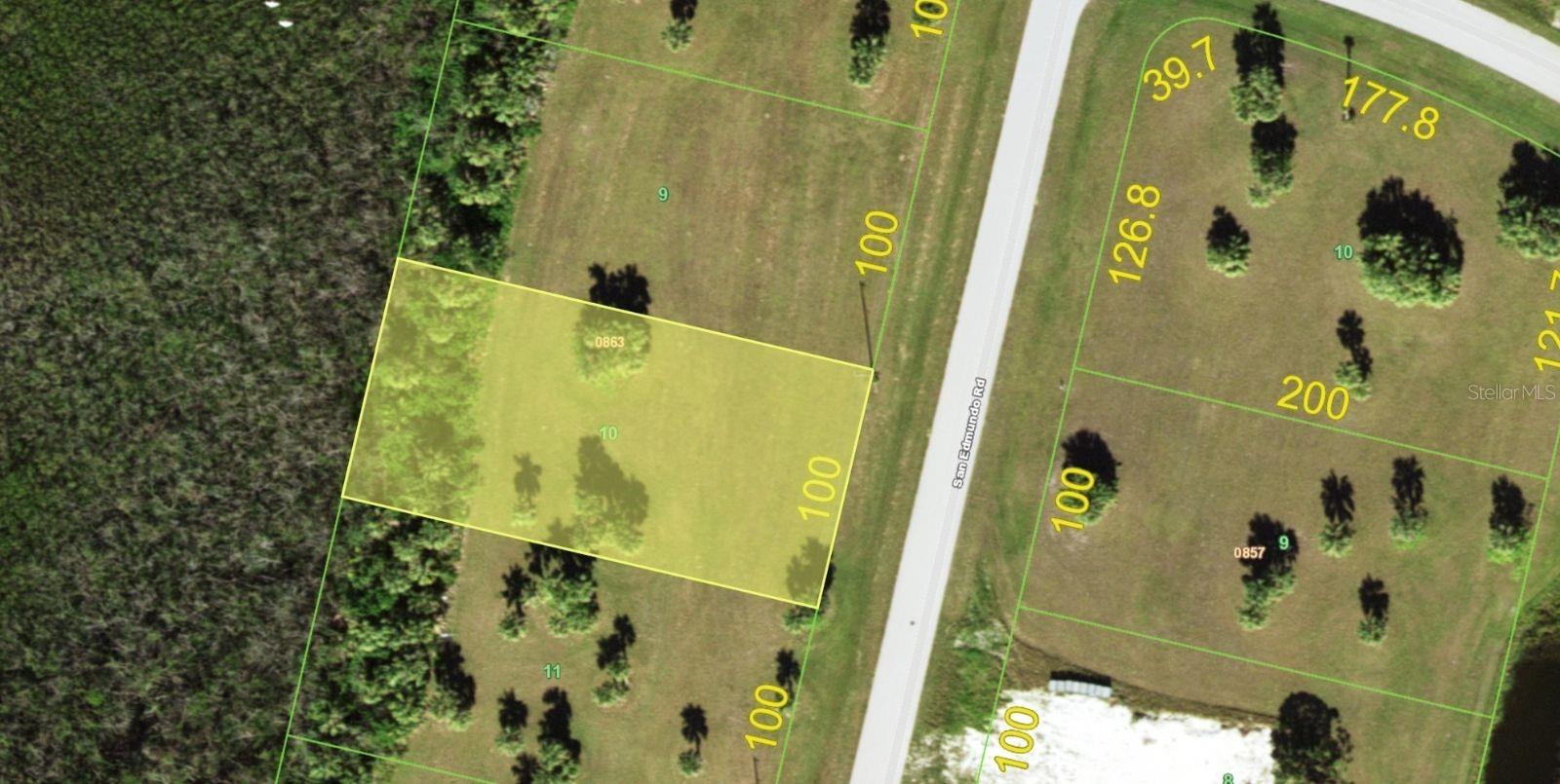 PUNTA GORDA ISLES SEC 21 - Land