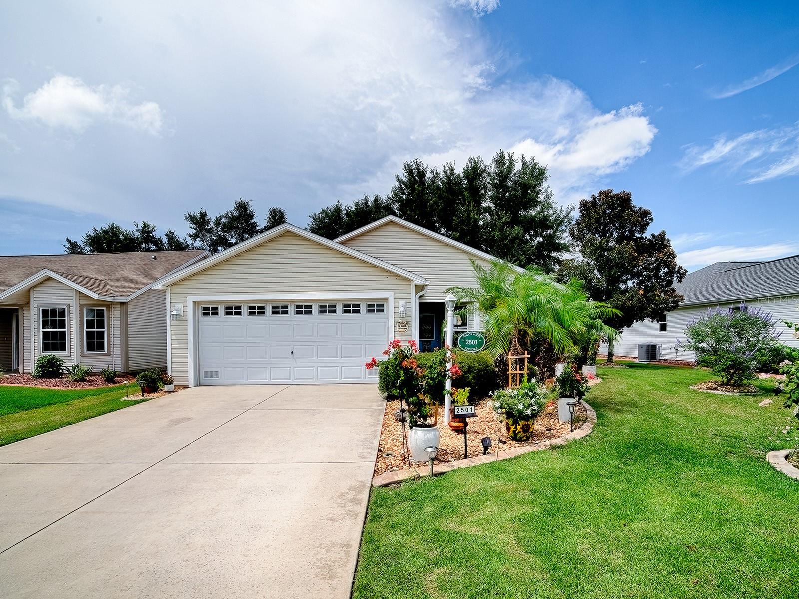 2501 BUTTONWOOD RUN