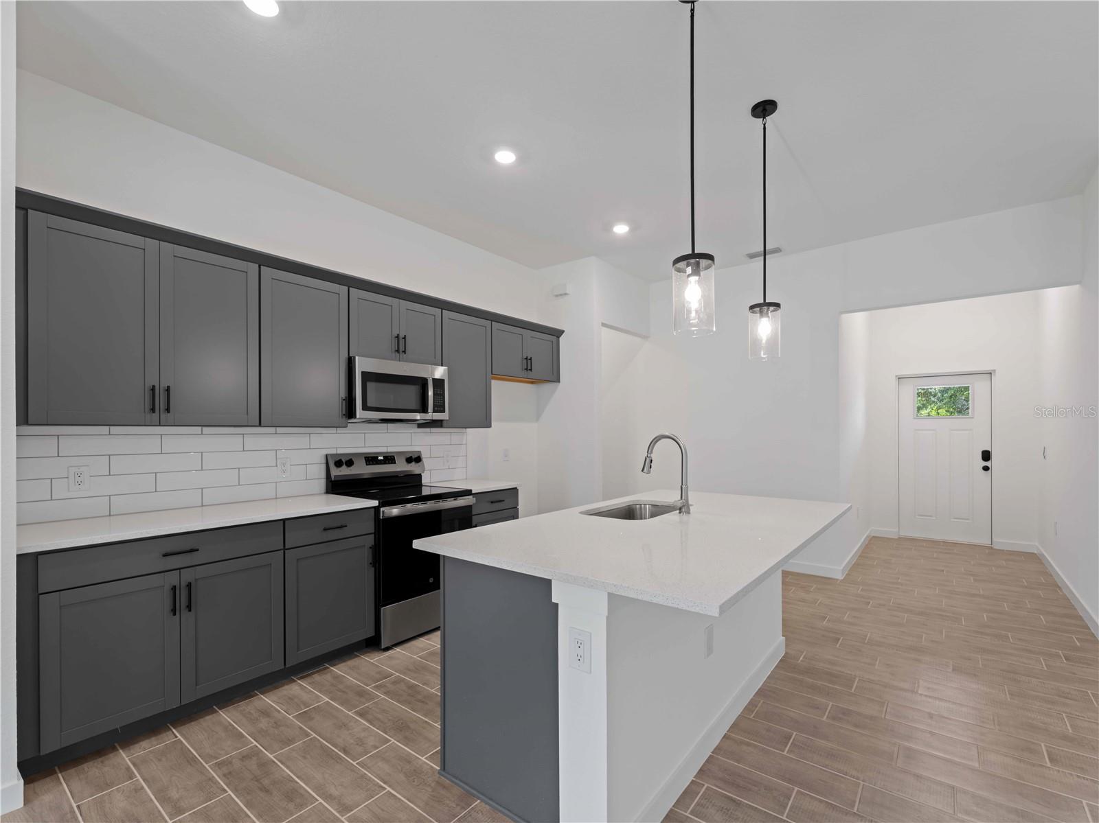 1790 NEW LONDON STREET