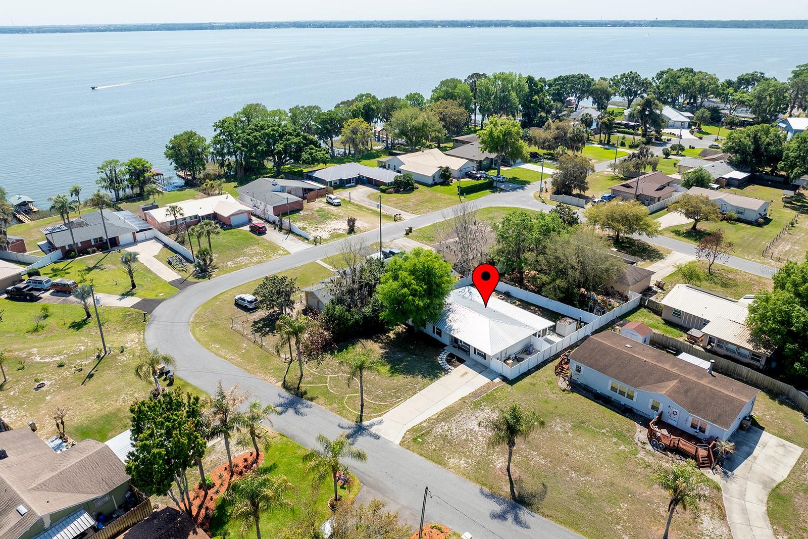 WESTERN SHORES - Residential