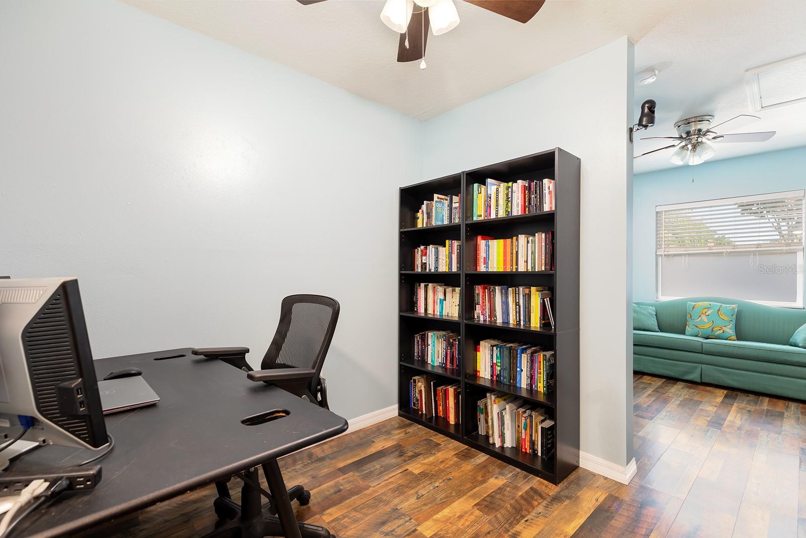 WESTERN SHORES - Residential