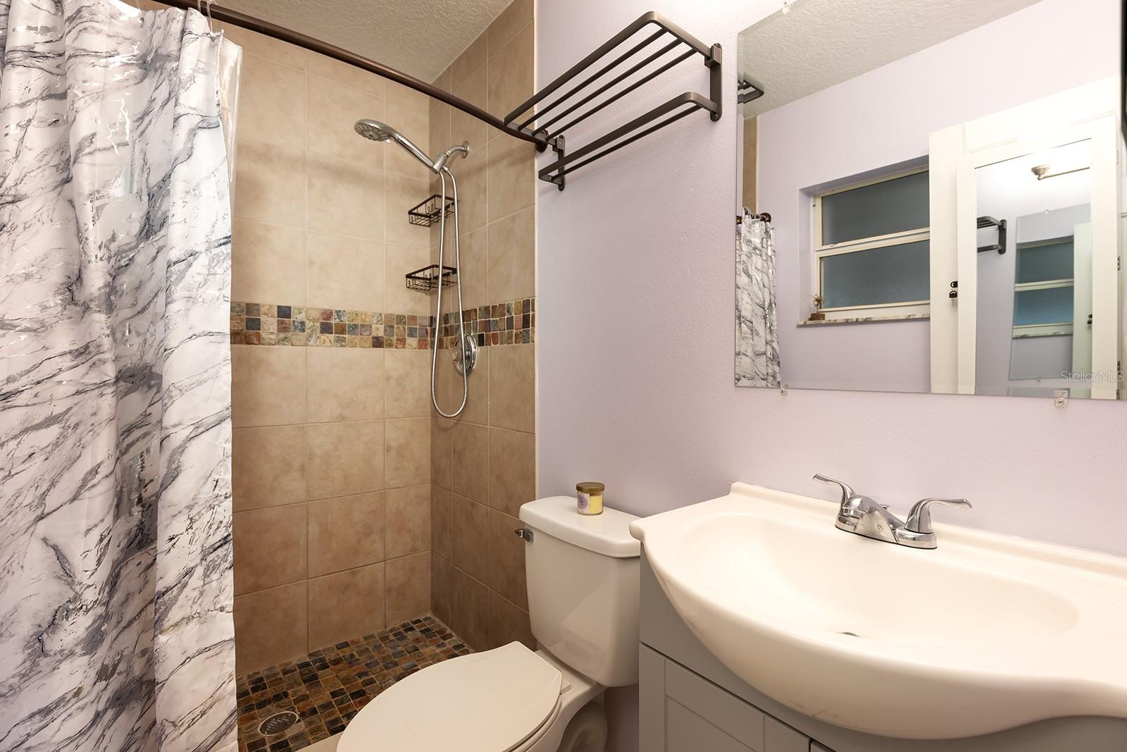 WESTERN SHORES - Residential