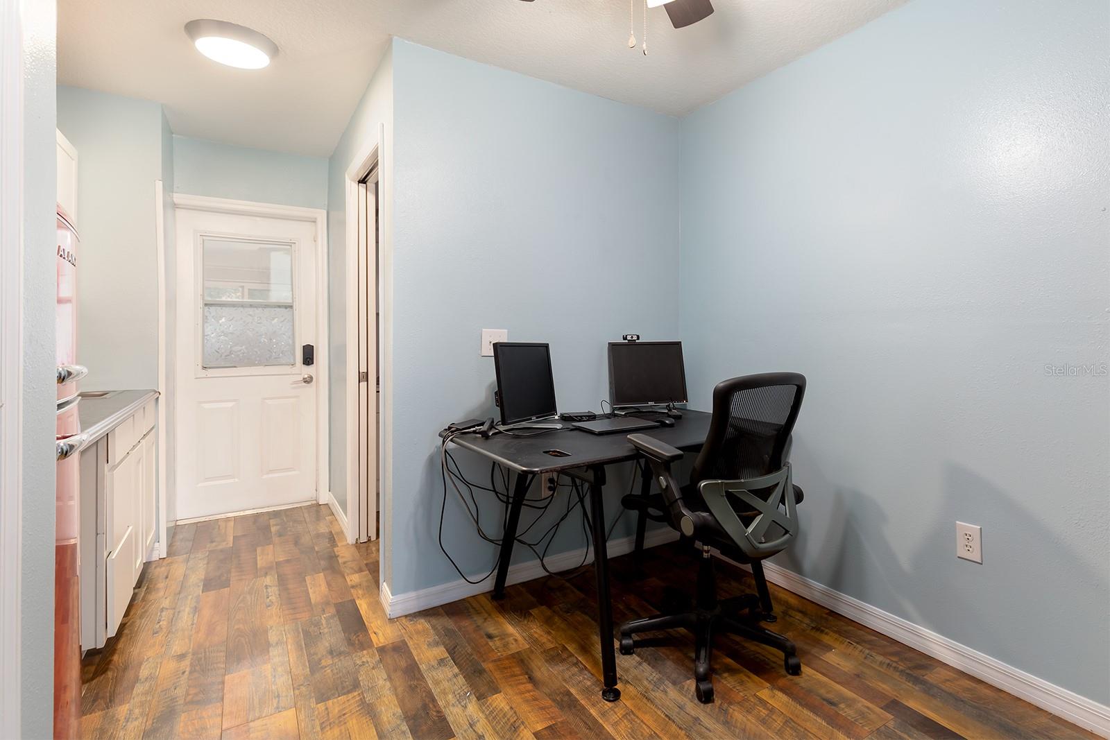 WESTERN SHORES - Residential