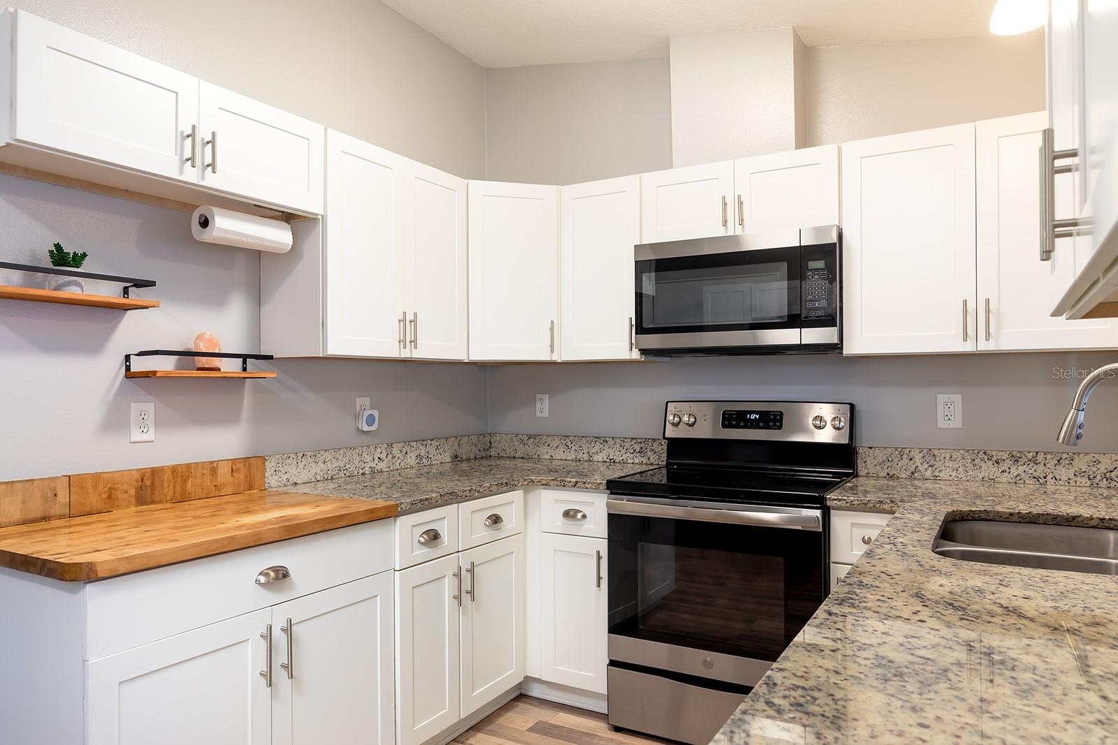 WESTERN SHORES - Residential