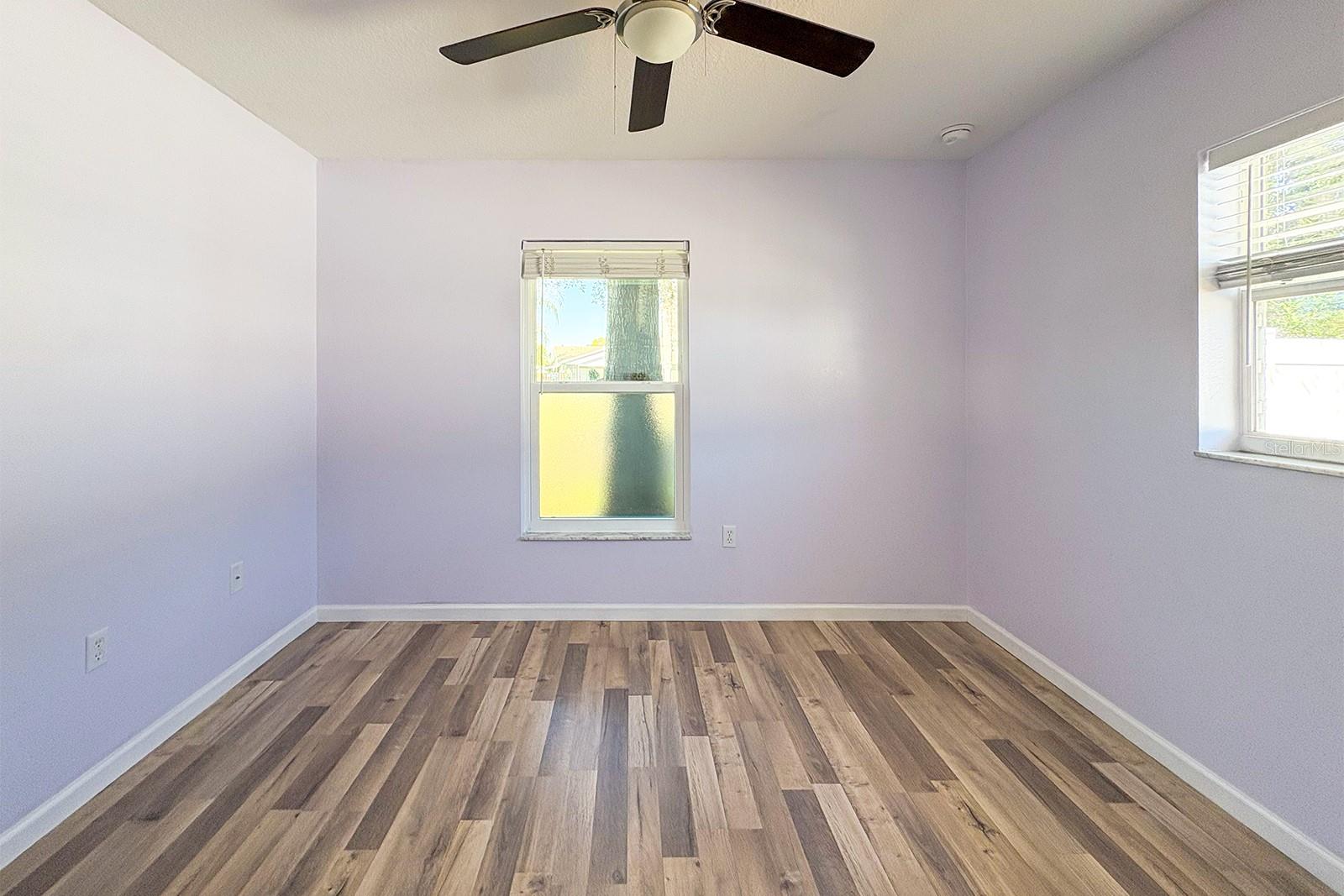 WESTERN SHORES - Residential