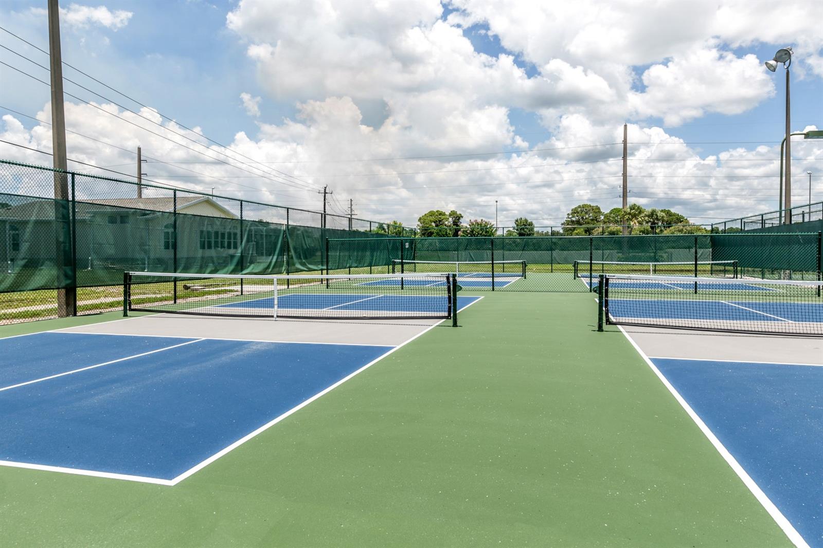 HARBOR ISLES IV - Residential