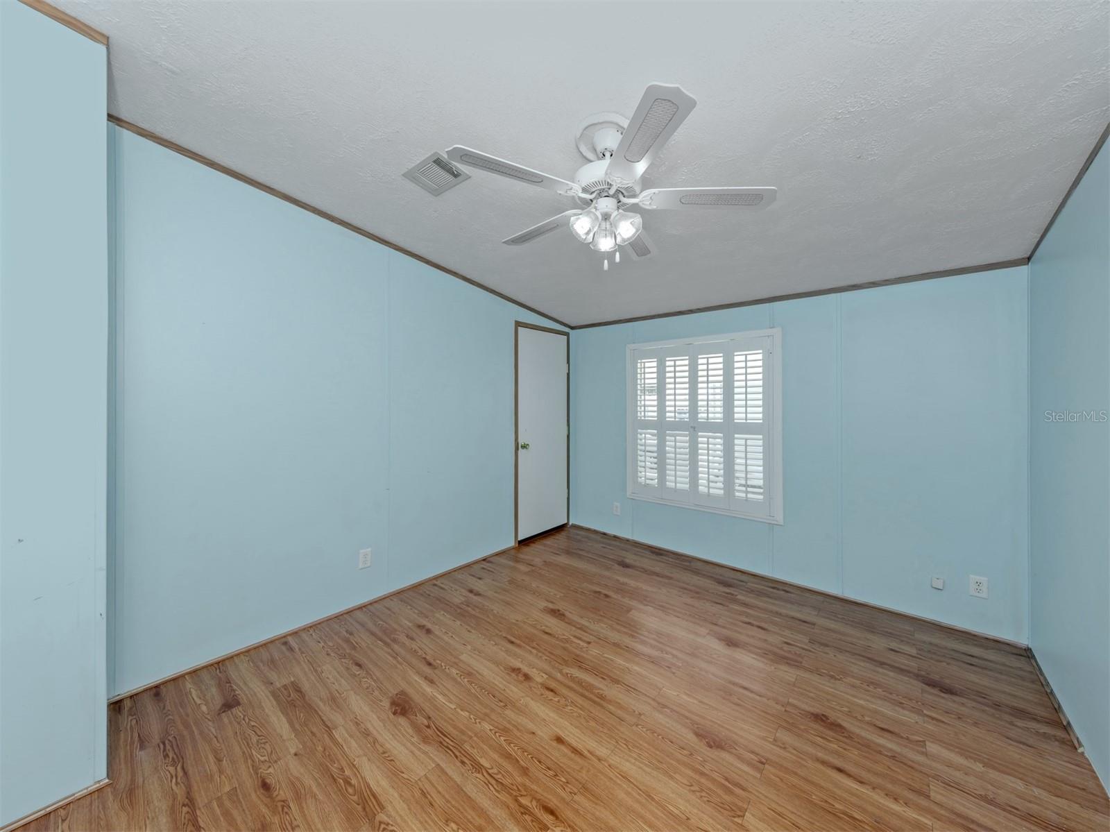 HARBOR ISLES IV - Residential