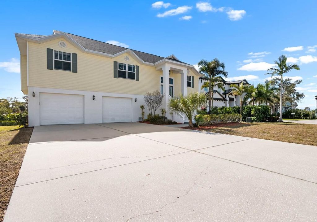 Photo of 404 Inlet Road, Ruskin, FL 33570 (MLS # TB8467948)