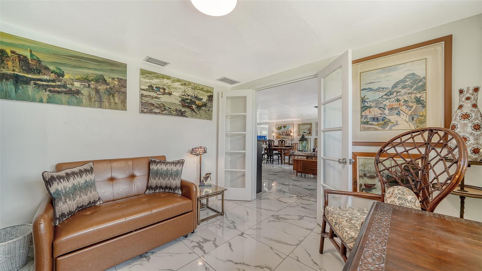 WATERFRONT ESTATES - Residential Lease