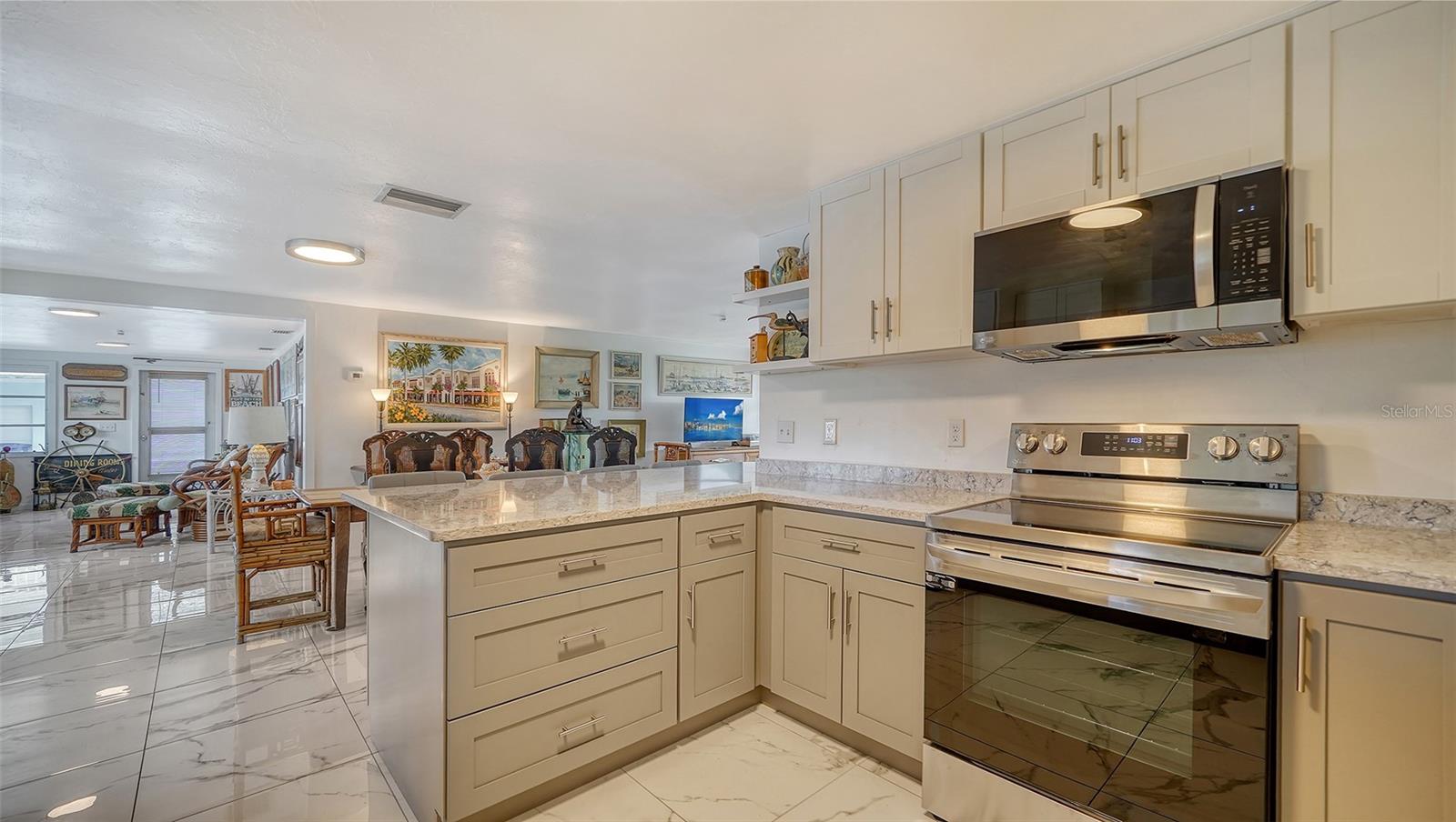 WATERFRONT ESTATES - Residential Lease