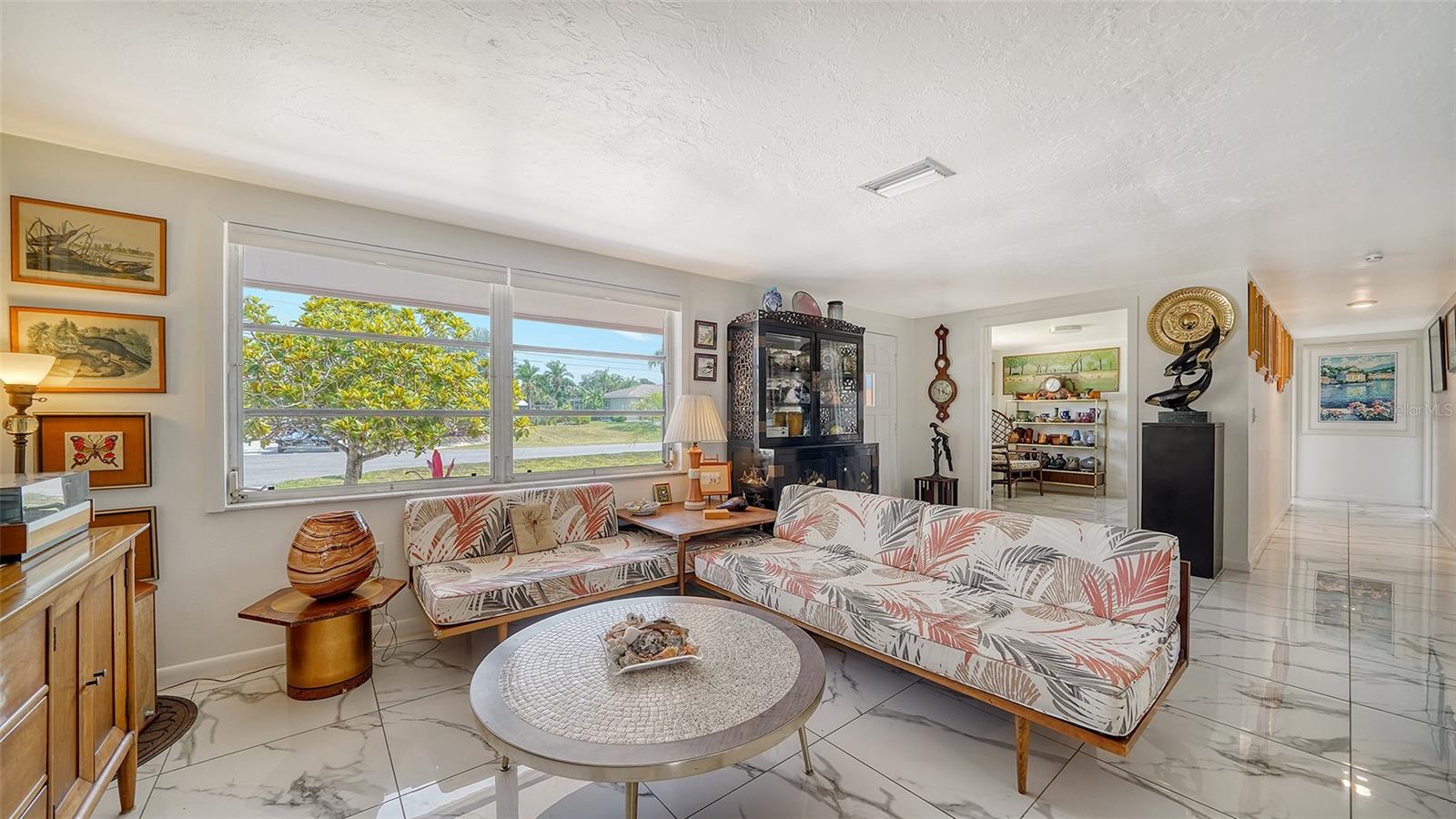 WATERFRONT ESTATES - Residential Lease