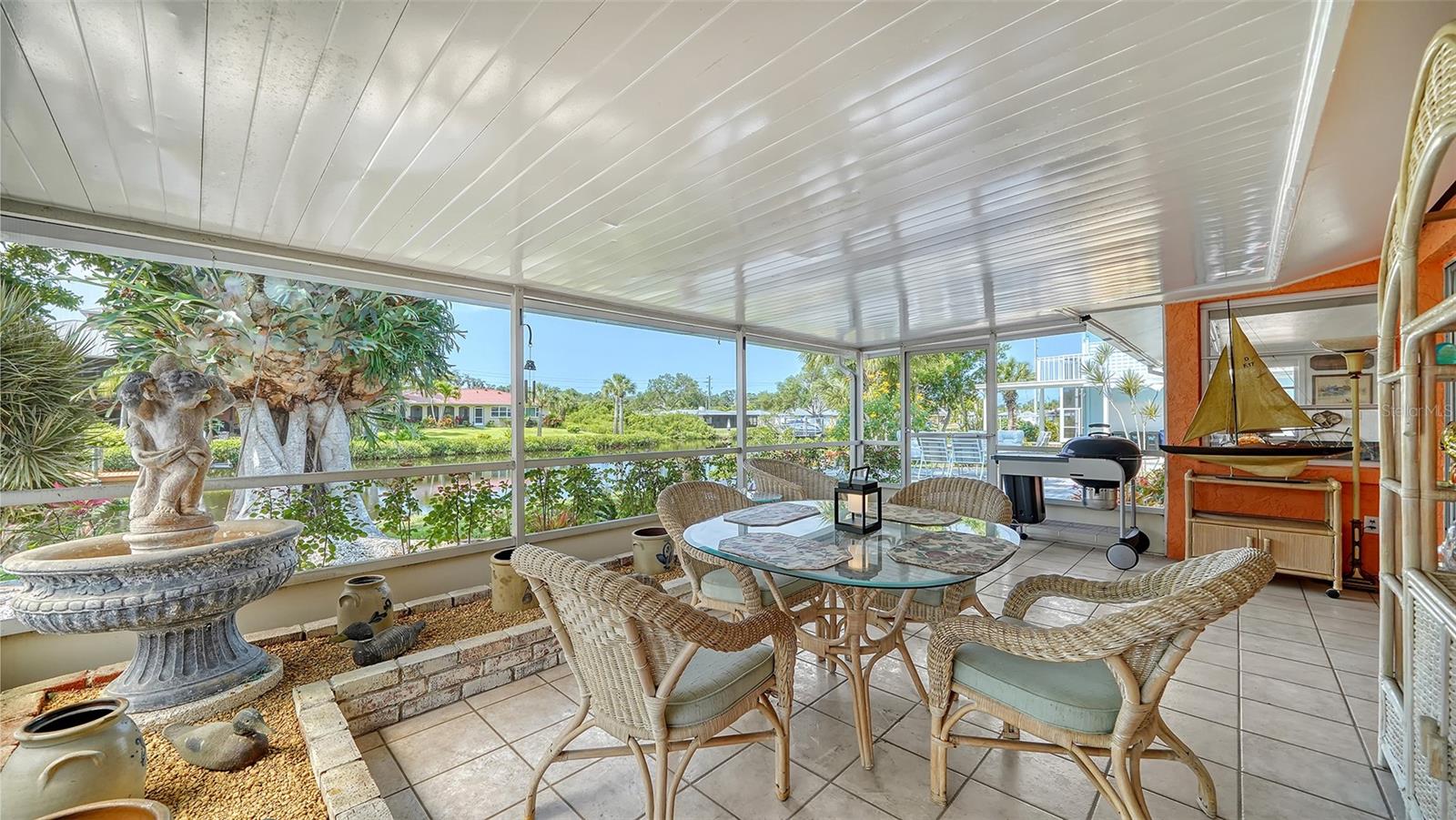 WATERFRONT ESTATES - Residential Lease
